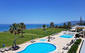 Natura Beach Hotel And Villas